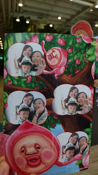 醜比頭森林鍋物：台中西屯~醜比頭森林鍋物主題餐廳~屁桃君醜的可愛又療癒~樹洞特色包廂也太好拍了吧~