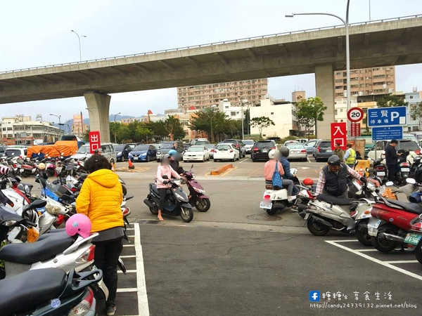 家鄉味肉鬆專賣店:〖台中│美食〗家鄉味肉鬆專賣店 ❤ 台中肉鬆專賣推薦!!隱藏在東區新光市場的家鄉味~除了肉鬆外、還有魚鬆、肉乾等美食,也有精緻年節禮盒唷!!