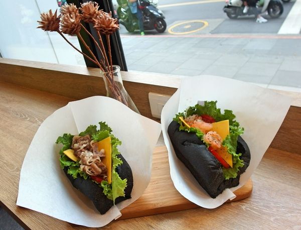 WOOWHO嗚鬍(內湖旗艦店):❤️美食❤️【台北。內湖】WOOWHO嗚鬍/內湖旗艦店★輕食三明治/現做水果沙拉/小農直送鮮乳坊/愛評體驗團