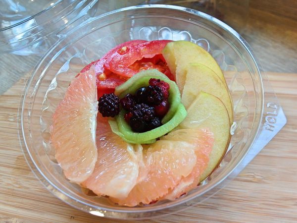 WOOWHO嗚鬍(內湖旗艦店):❤️美食❤️【台北。內湖】WOOWHO嗚鬍/內湖旗艦店★輕食三明治/現做水果沙拉/小農直送鮮乳坊/愛評體驗團