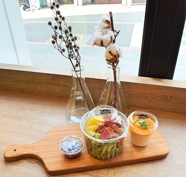 WOOWHO嗚鬍(內湖旗艦店):❤️美食❤️【台北。內湖】WOOWHO嗚鬍/內湖旗艦店★輕食三明治/現做水果沙拉/小農直送鮮乳坊/愛評體驗團