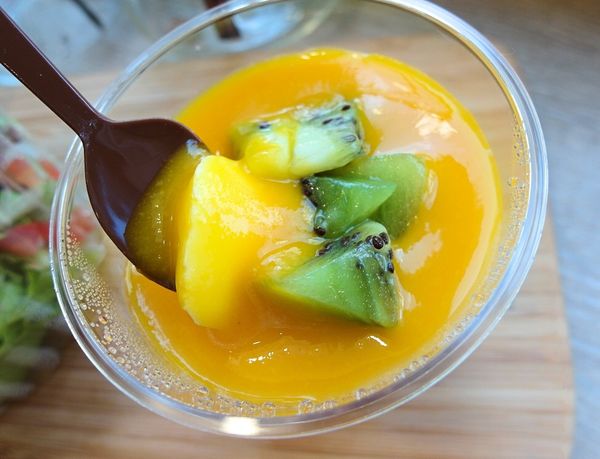 WOOWHO嗚鬍(內湖旗艦店):❤️美食❤️【台北。內湖】WOOWHO嗚鬍/內湖旗艦店★輕食三明治/現做水果沙拉/小農直送鮮乳坊/愛評體驗團