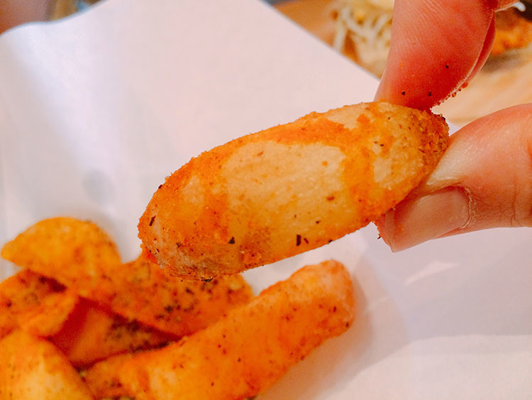 小酒館早午餐啤瓦多餐酒館 小酒館早午餐,我不是他媽媽,啤瓦多餐酒館,同安街美食,同安街早午餐,同安街餐酒館,同安街宵夜,同安街隱藏版美食,同安街巷弄美食