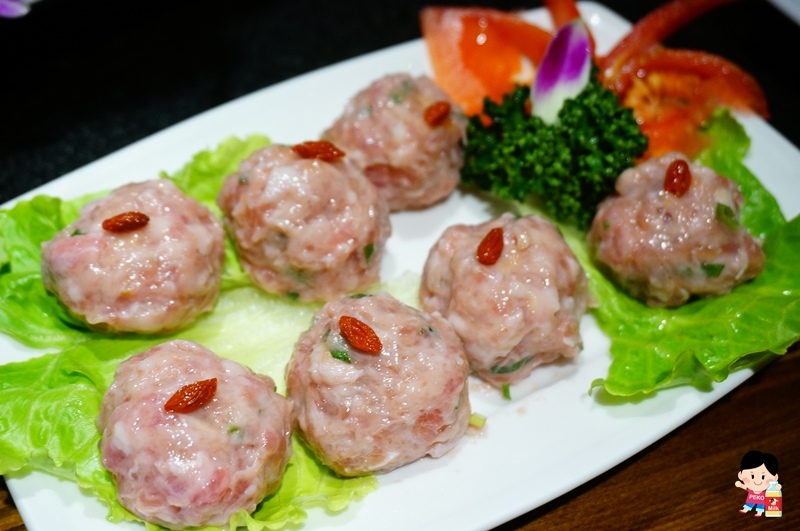 板橋車站美食.東華川府重慶老火鍋.八卦鴛鴦鍋.九宮格火鍋.板橋美食.板橋麻辣鍋.板橋火鍋.