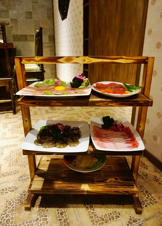 板橋車站美食.東華川府重慶老火鍋.八卦鴛鴦鍋.九宮格火鍋.板橋美食.板橋麻辣鍋.板橋火鍋.