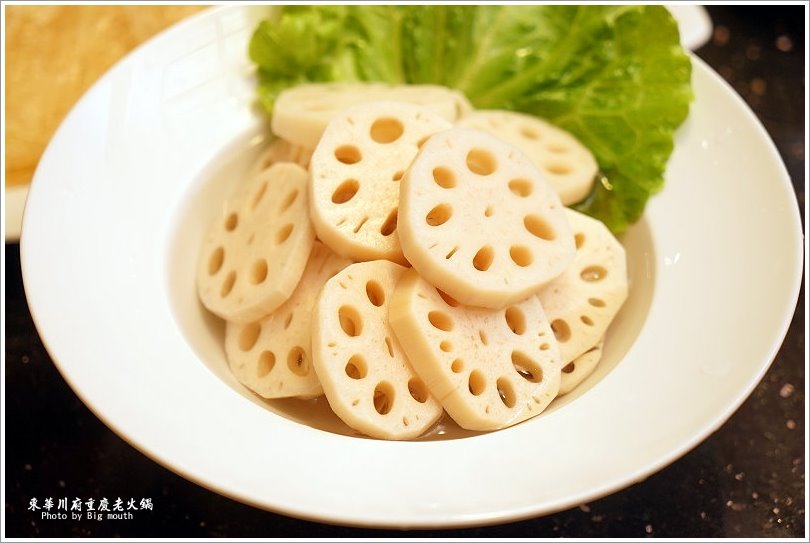 【板橋美食】東華川府重慶老火鍋‧來自四川的道地風味!溫體牛豬肉、內臟必點!