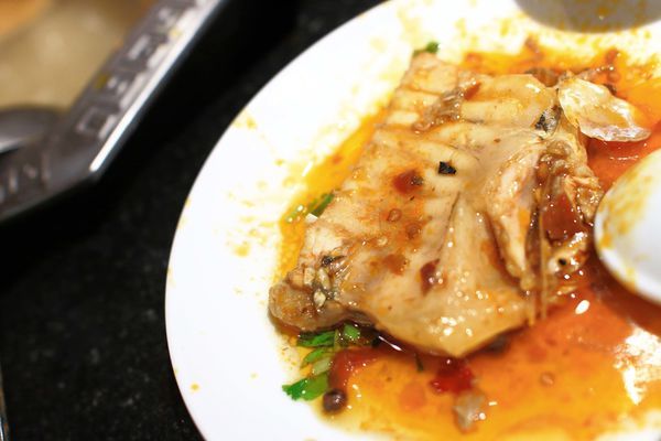 【板橋美食】重慶老火鍋-別的地方吃不到的正統重慶麻辣火鍋精髓美味!九宮格獨特吃法