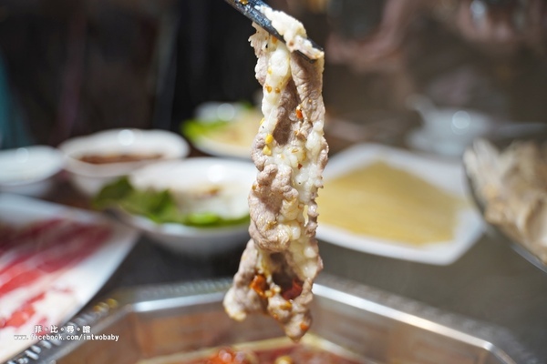 東華川府重慶老火鍋:東華川府重慶老火鍋 正宗重慶老火鍋的辣香鮮美 縈繞舌尖的道地好滋味!板橋必吃美食/麻辣火鍋推薦/文末有驚喜