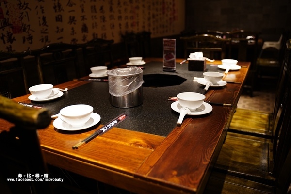 東華川府重慶老火鍋:東華川府重慶老火鍋 正宗重慶老火鍋的辣香鮮美 縈繞舌尖的道地好滋味!板橋必吃美食/麻辣火鍋推薦/文末有驚喜