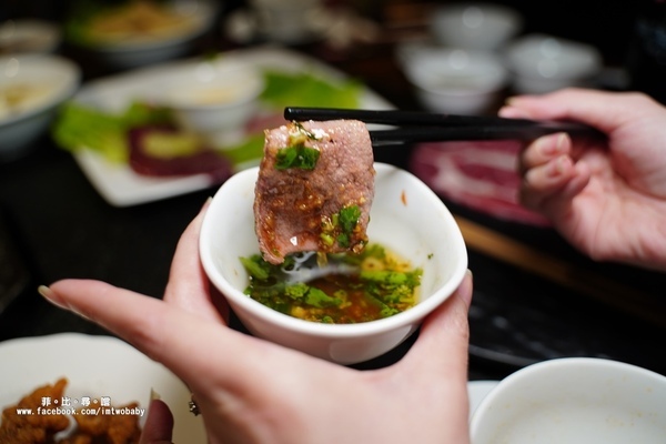 東華川府重慶老火鍋:東華川府重慶老火鍋 正宗重慶老火鍋的辣香鮮美 縈繞舌尖的道地好滋味!板橋必吃美食/麻辣火鍋推薦/文末有驚喜