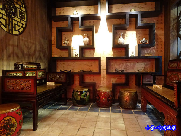 1樓用餐區-東華川府重慶老火鍋 (3).jpg