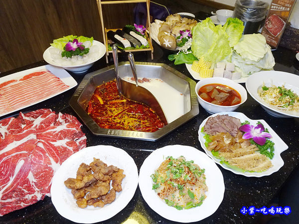 東華川府重慶老火鍋-板橋火鍋 (2).jpg