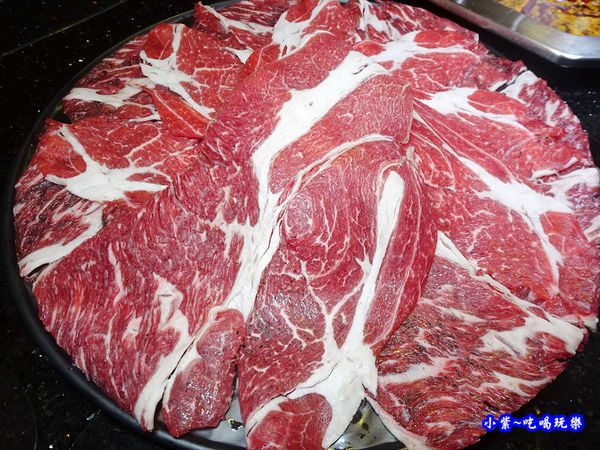 嫩肩牛排-東華川府重慶老火鍋 (2)24.jpg
