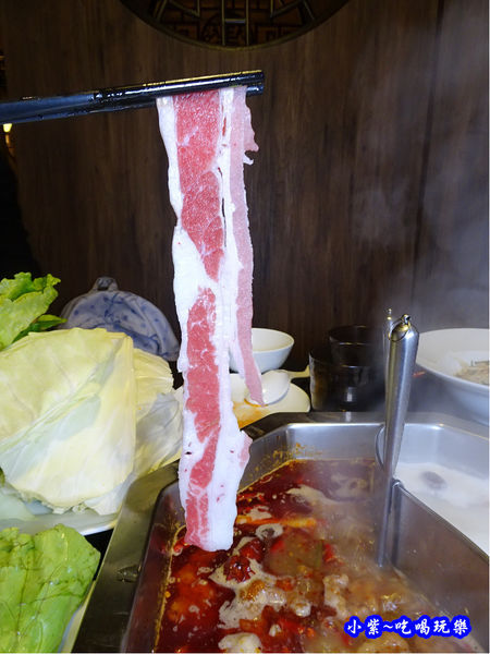 雪花小肥牛-東華川府重慶老火鍋 (1).jpg