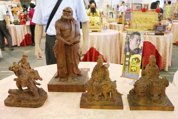 15809c2dae0804.jpg 15809c2dae0804.jpg