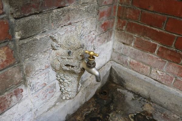 1581166a05ac51.jpg 1581166a05ac51.jpg