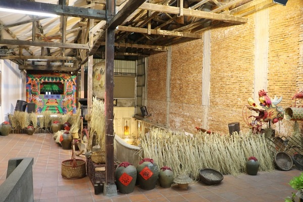 15811685f4e6b8.jpg 15811685f4e6b8.jpg