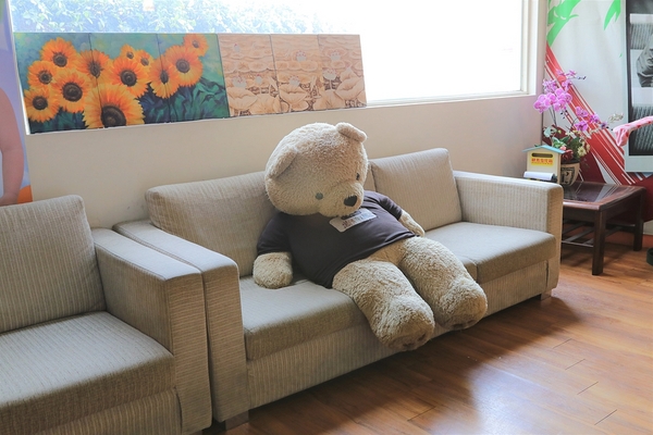 台灣樂活觀光襪廠：【彰化社頭景點】樂活襪之鄉博物館(樂活織襪觀光工廠)~DIY襪子手作公仔，免門票親子遊趴趴走