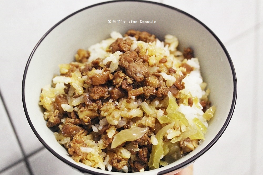[宅配美食]明誠炒米粉-接單現做的手工炒麵，還有鹹香的肉燥飯!