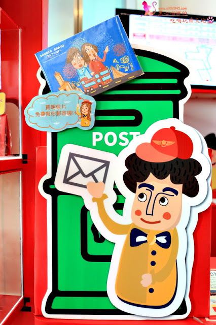 搭乘開頂雙層巴士遊高雄，在地人私藏美食、景點全攻略！！上車就開始筆記古早味小吃，帶你看遍海洋城市新風貌，聽見不一樣的港都歷史故事！