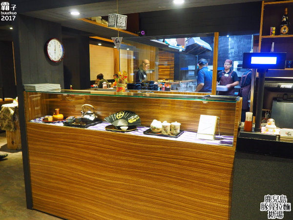 鹿兒島豚骨拉麵 勘場：鹿兒島豚骨拉麵勘場，入口即化的黑豬五花叉燒～