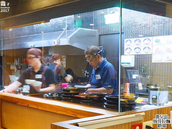 鹿兒島豚骨拉麵 勘場：鹿兒島豚骨拉麵勘場，入口即化的黑豬五花叉燒～