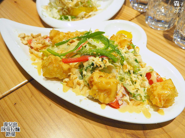 鹿兒島豚骨拉麵 勘場：鹿兒島豚骨拉麵勘場，入口即化的黑豬五花叉燒～