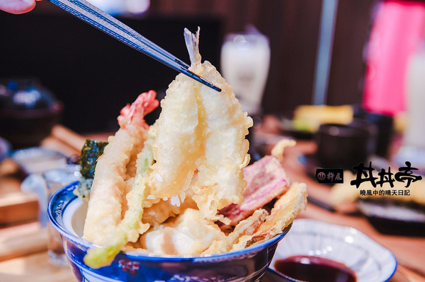 杵屋丼丼亭：【大直美麗華|杵屋丼丼亭 台北日式天丼】關西第一天丼台北分店初體驗 每一口都是精選食材的好感動（含完整菜單）