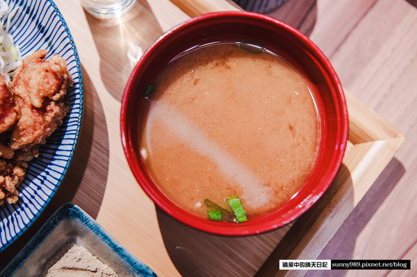 杵屋丼丼亭：【大直美麗華|杵屋丼丼亭 台北日式天丼】關西第一天丼台北分店初體驗 每一口都是精選食材的好感動（含完整菜單）
