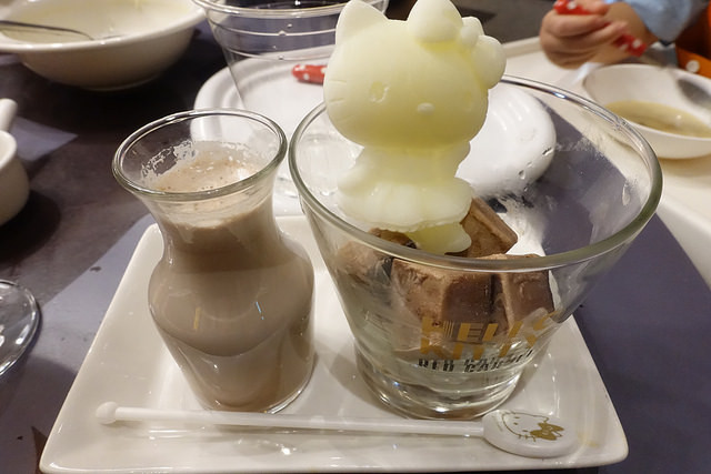 20180623林口三井hello kitty (89)