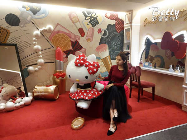 20181111三井凱蒂貓餐廳 (42).jpg