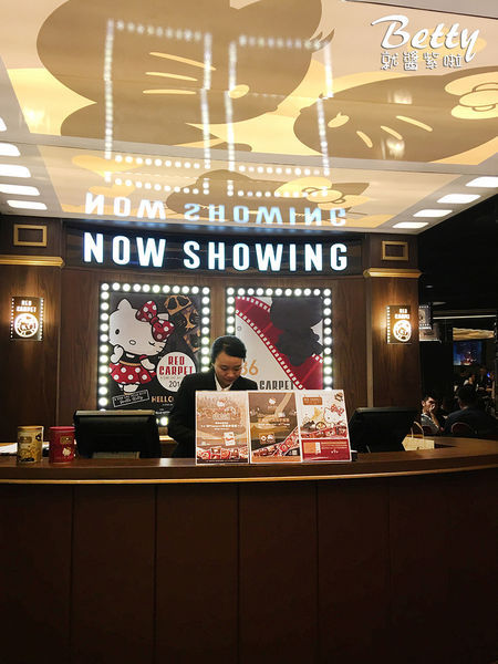 20181111三井凱蒂貓餐廳 (61).jpg