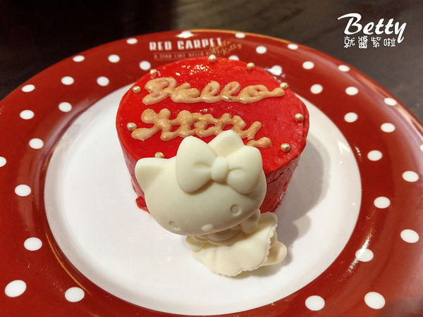 20181111三井凱蒂貓餐廳 (38).jpg