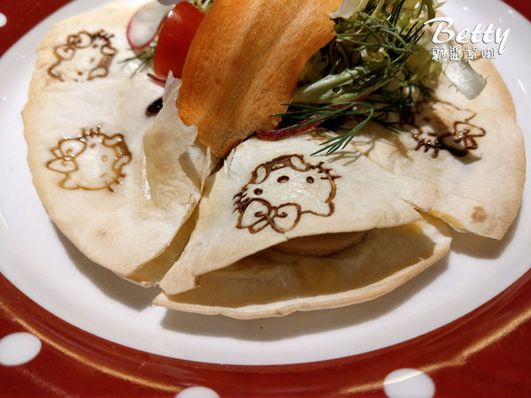 20181111三井凱蒂貓餐廳 (29).jpg