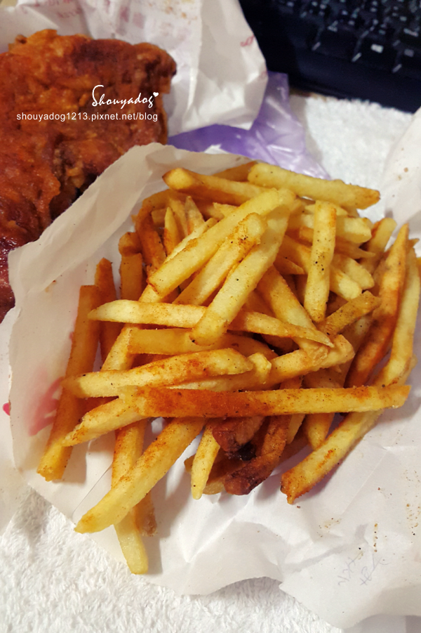 空軍雞地(原:惡魔雞排):【炸物小舖】空軍雞地 in中壢 空軍雞地(原:惡魔雞排):【炸物小舖】空軍雞地 in中壢