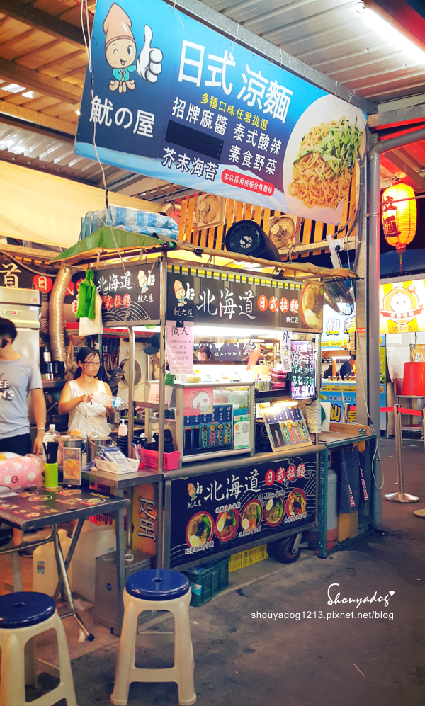 桃園市八德區興仁花園夜市：【景點小吃】消費貴貴的興仁花園夜市 in八德