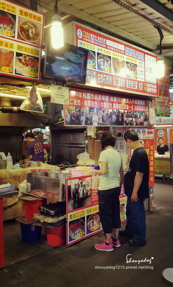 桃園市八德區興仁花園夜市：【景點小吃】消費貴貴的興仁花園夜市 in八德