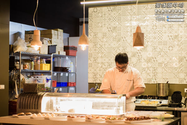 聖保羅牛排|桃園市桃園區“吃到飽”優質牛排餐廳，  餐點豐富之外還有桌邊服務，就是要吃飽才能回家。