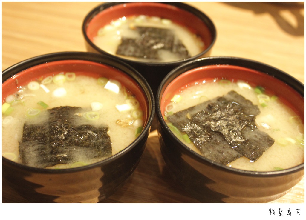 i110075.jpg i110075.jpg