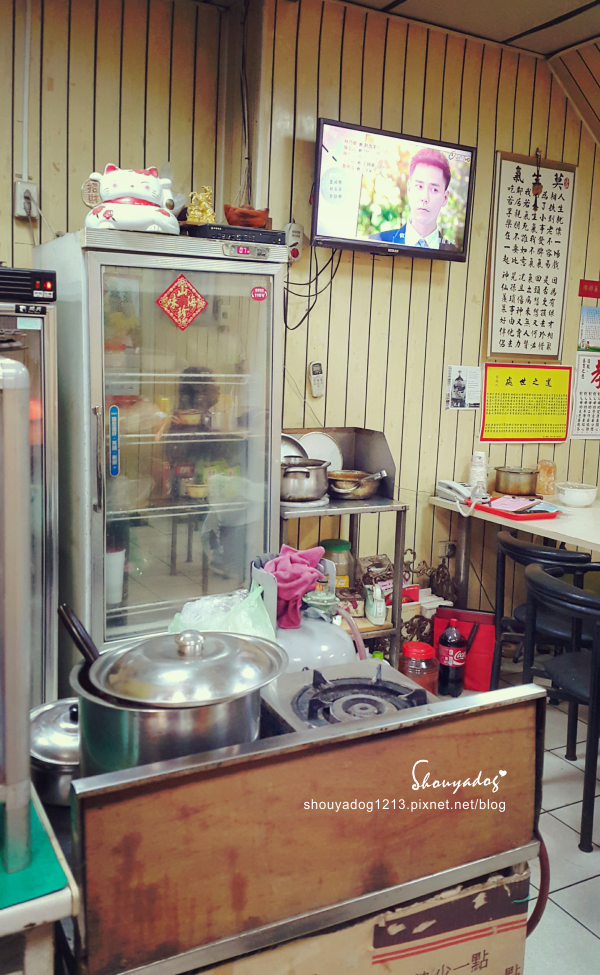 1319經濟小吃:【傳統小吃】省錢度日銅板便當 1319經濟小吃 in八德