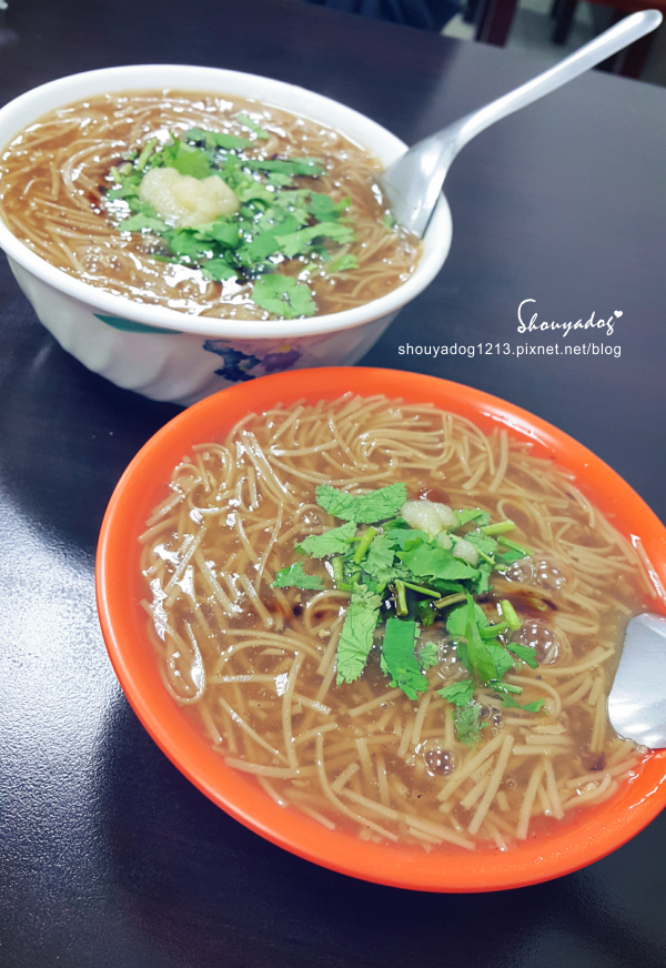 古早味大腸蚵仔麵線:【傳統小吃】古早味大腸 + 蚵仔麵線 in龜山