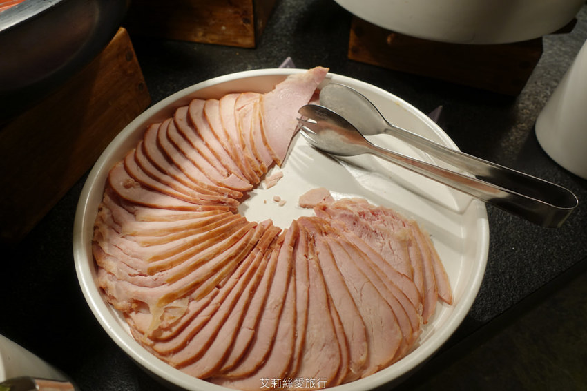 宜蘭礁溪溫泉飯店推薦 晶泉丰旅 房內就能泡露天風呂 住宿泡湯 三燔壽喜燒 無邊際溫泉泳池 礁溪溫泉街 - 艾莉絲愛旅行