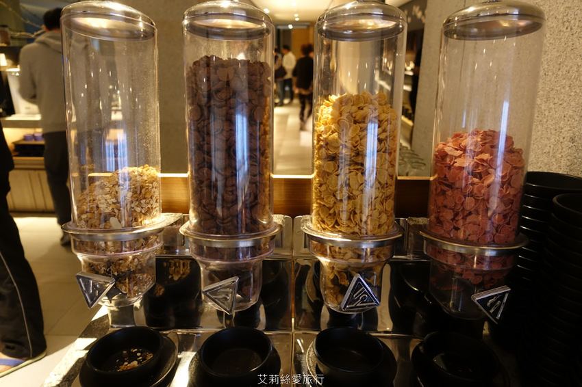 宜蘭礁溪溫泉飯店推薦 晶泉丰旅 房內就能泡露天風呂 住宿泡湯 三燔壽喜燒 無邊際溫泉泳池 礁溪溫泉街 - 艾莉絲愛旅行