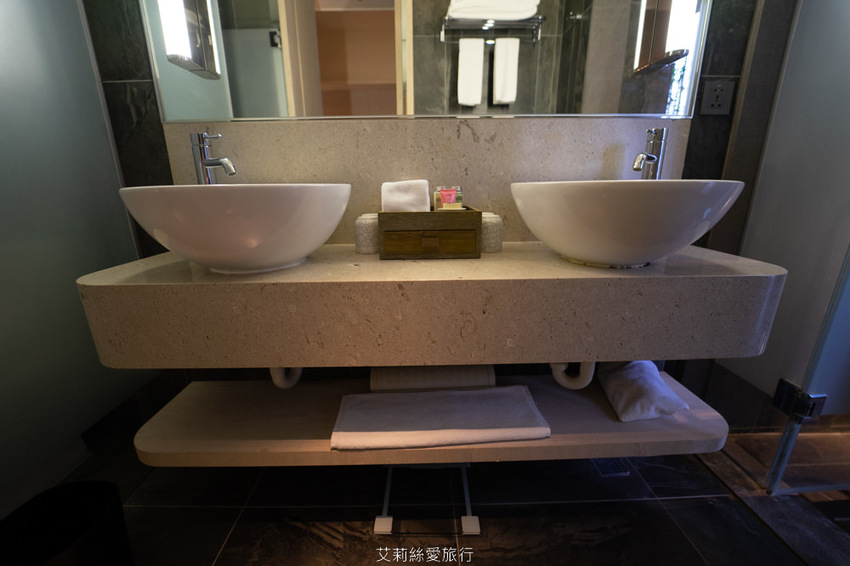 宜蘭礁溪溫泉飯店推薦 晶泉丰旅 房內就能泡露天風呂 住宿泡湯 三燔壽喜燒 無邊際溫泉泳池 礁溪溫泉街 - 艾莉絲愛旅行