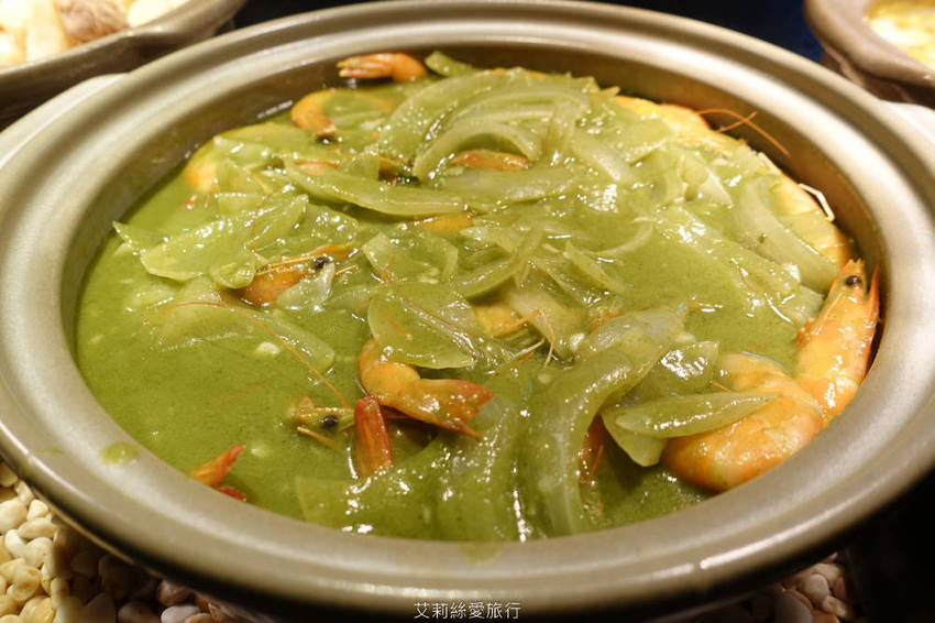 宜蘭礁溪溫泉飯店推薦 晶泉丰旅 房內就能泡露天風呂 住宿泡湯 三燔壽喜燒 無邊際溫泉泳池 礁溪溫泉街 - 艾莉絲愛旅行