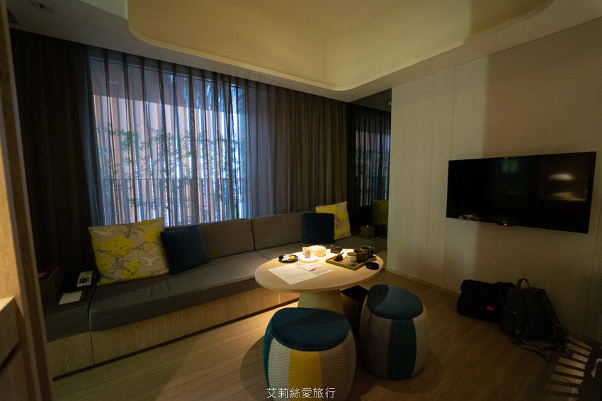 宜蘭礁溪溫泉飯店推薦 晶泉丰旅 房內就能泡露天風呂 住宿泡湯 三燔壽喜燒 無邊際溫泉泳池 礁溪溫泉街 - 艾莉絲愛旅行