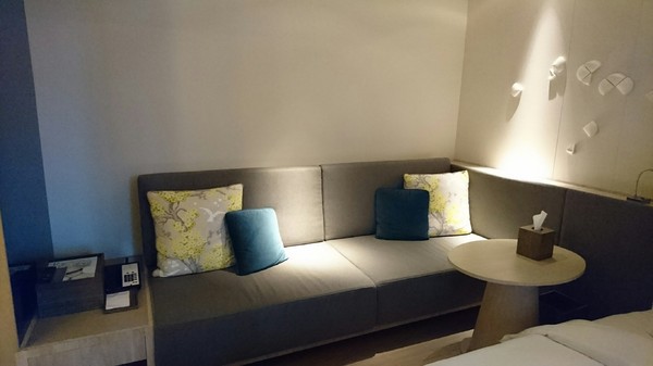 晶泉丰旅：宜蘭礁溪~晶泉丰旅~室內溫泉泡湯~露天無邊際游泳池~三燔日式早餐~優質的享受~