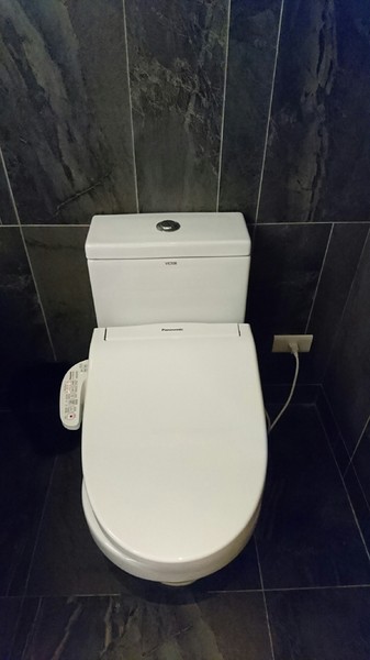 晶泉丰旅：宜蘭礁溪~晶泉丰旅~室內溫泉泡湯~露天無邊際游泳池~三燔日式早餐~優質的享受~