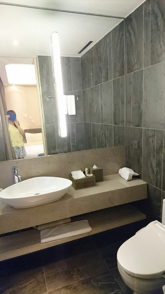 晶泉丰旅：宜蘭礁溪~晶泉丰旅~室內溫泉泡湯~露天無邊際游泳池~三燔日式早餐~優質的享受~