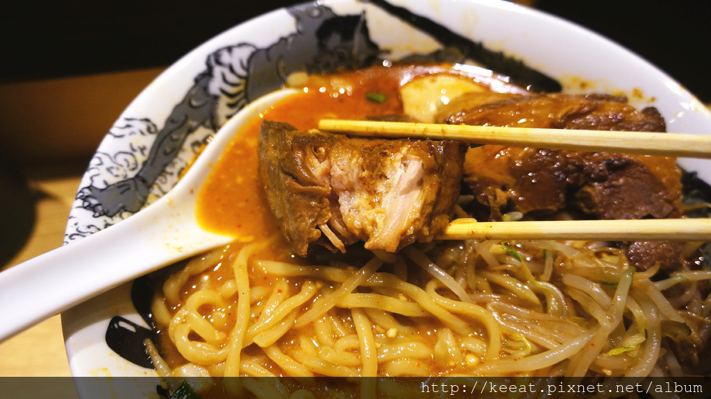 特製麻辣味噌拉麵